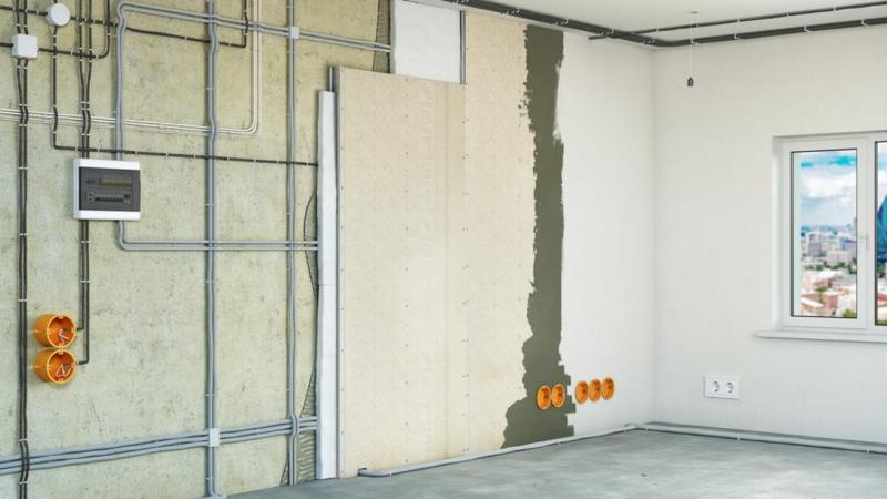 R&eacute;nover des locaux professionnels demande une coordination fine entre &eacute;lectricit&eacute; et pl&acirc;trerie